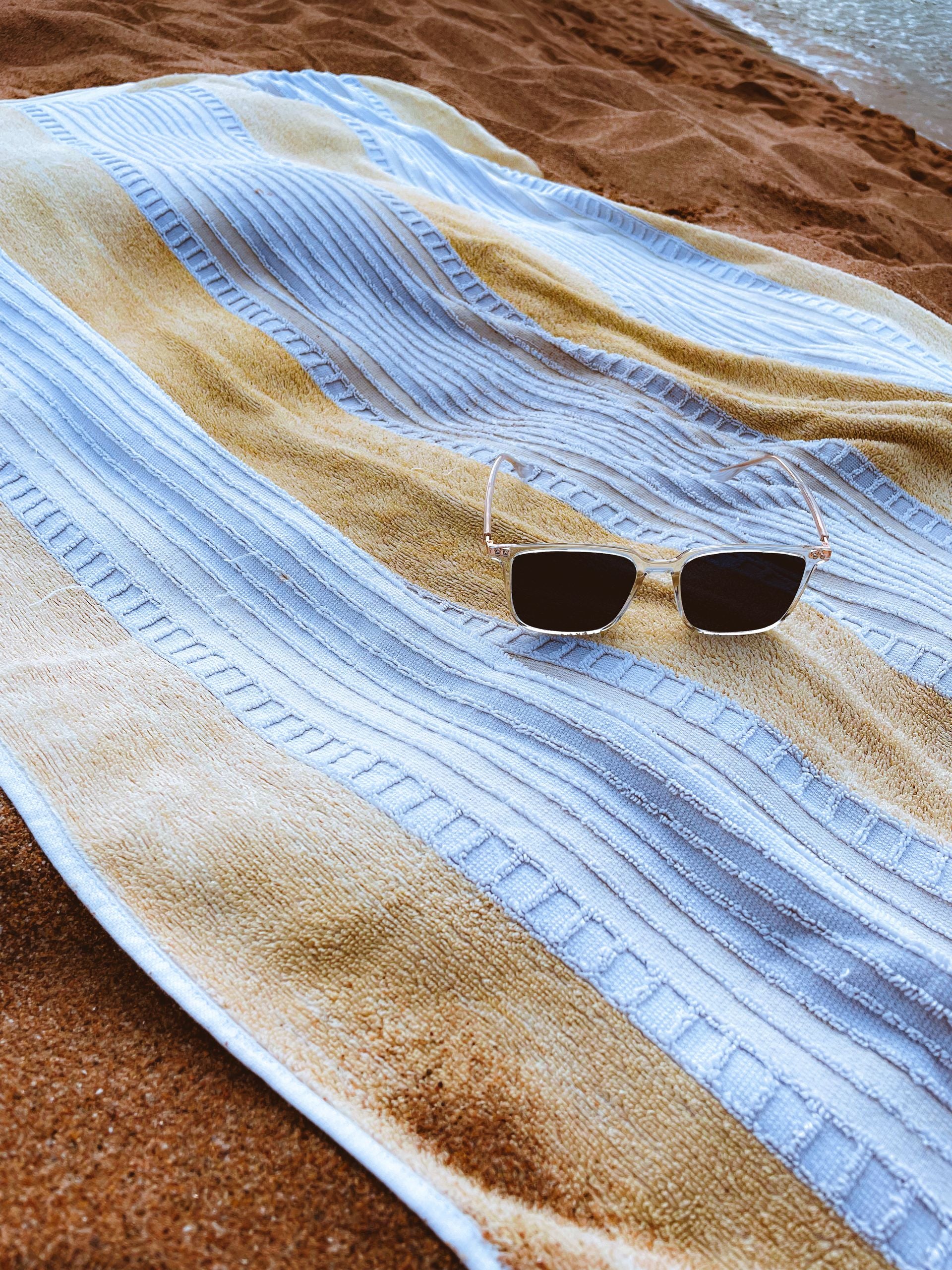 castaway-towel-flatlay